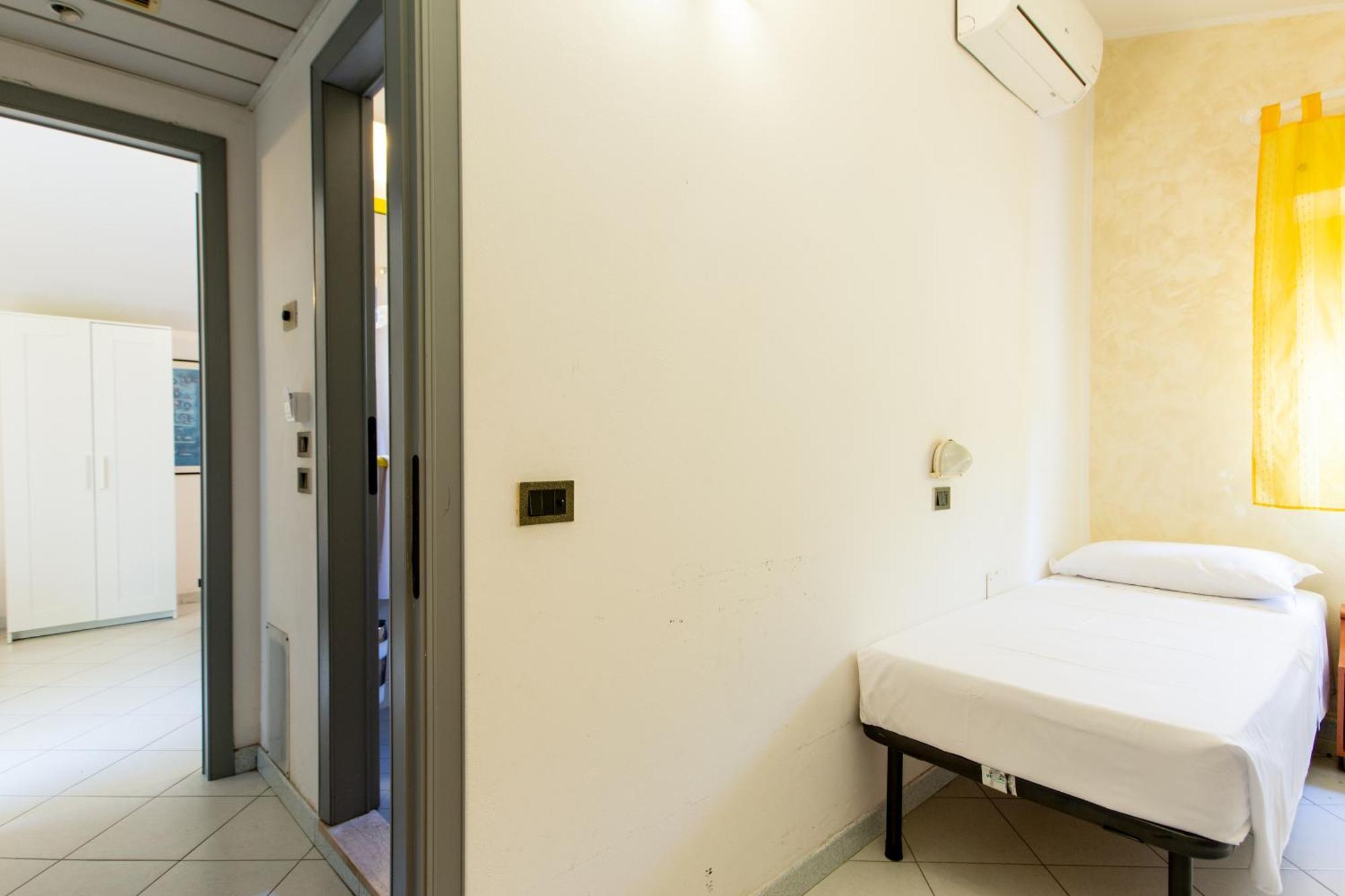 Hotel Marzia Con Piscina Riccione Luaran gambar